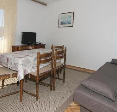 Apartament Doris *