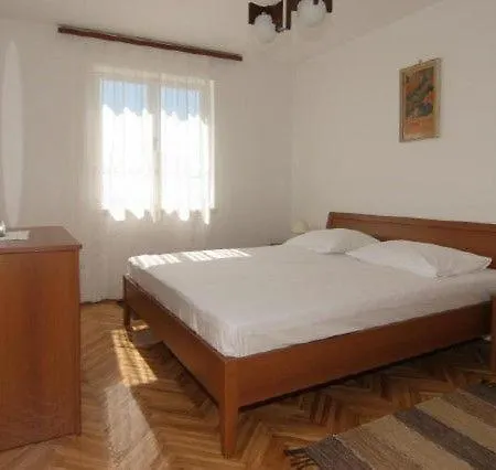Doris Apartament Pag Town